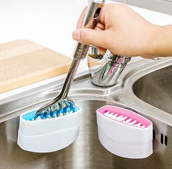3-in-1 Suction Cup Kitchen Cleaning Brush – Perfect for Fruit, Vegetables & Cutlery