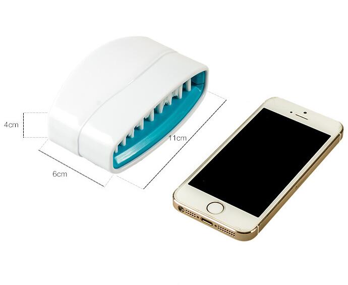 3-in-1 Suction Cup Kitchen Cleaning Brush – Perfect for Fruit, Vegetables & Cutlery